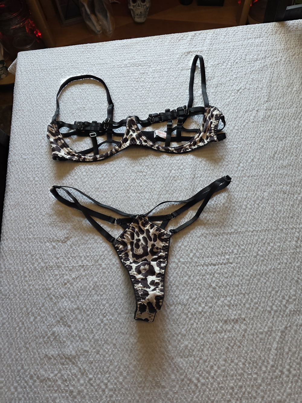 ROMWE Leopard Print Strappy Underwire Bra & Thong Set - Brown Black L